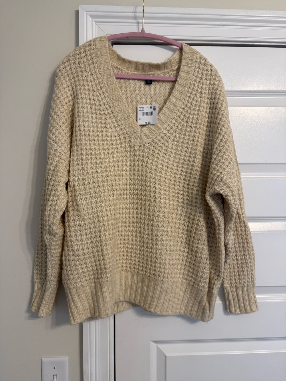 Cozy Cream oversized V-Neck Waffle Knit Sweater